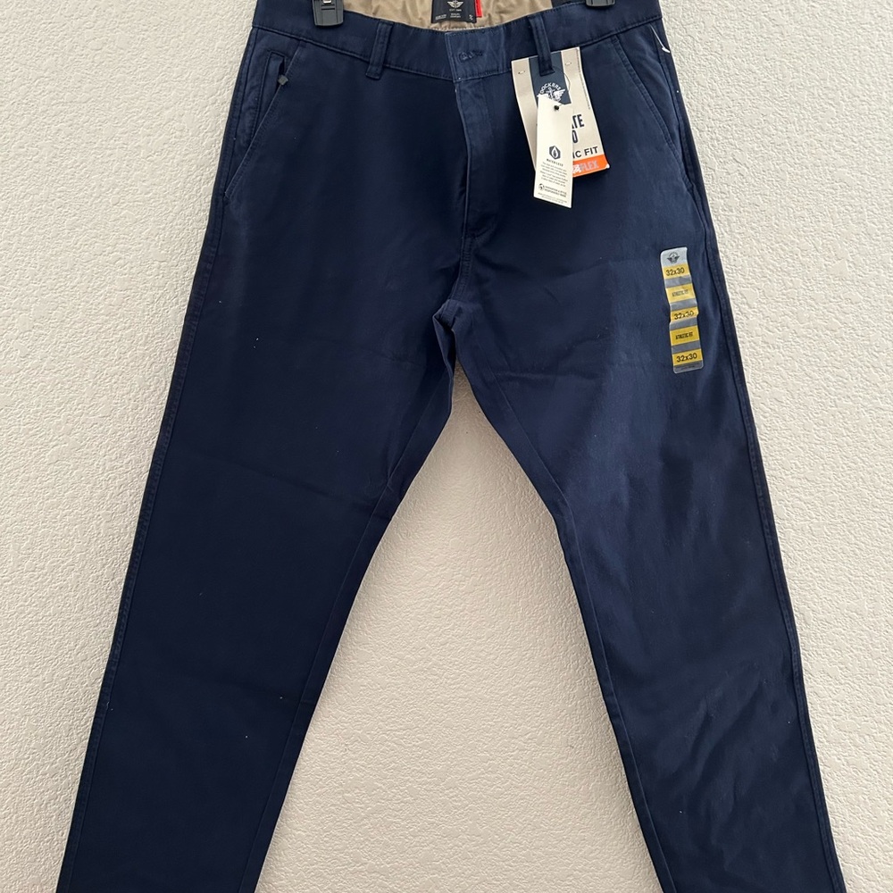 NWT Dockers Men's Navy Chino Pants